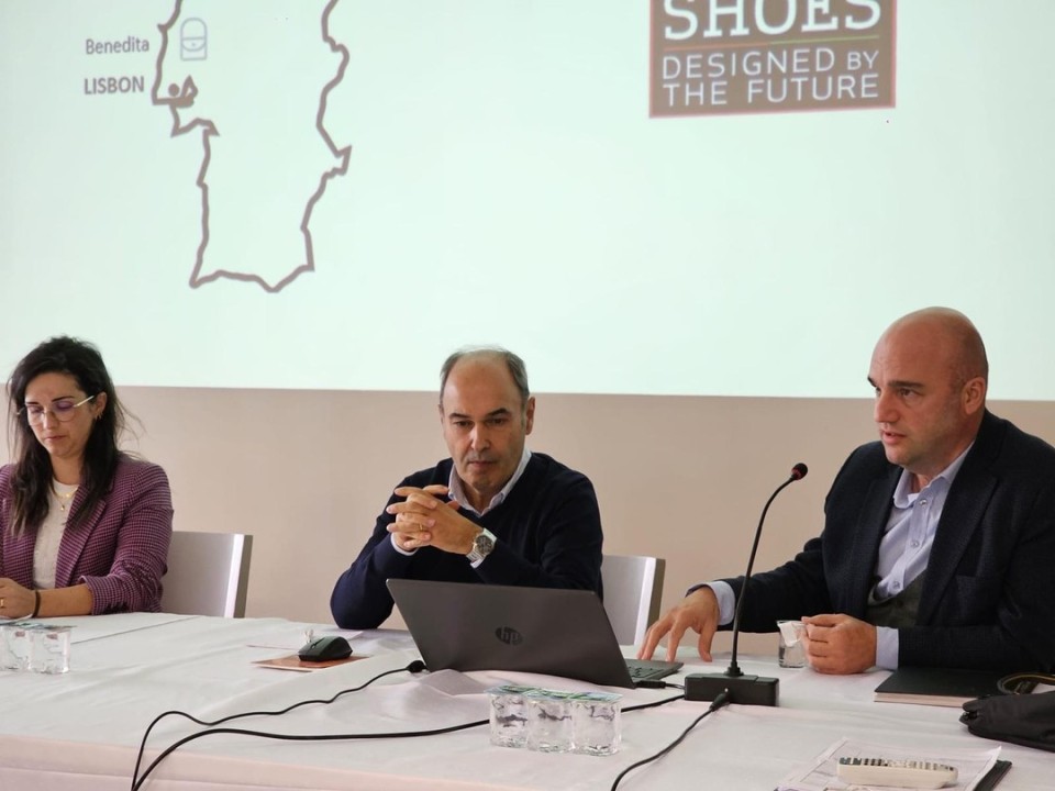 CTCP-PORTEKİZ AYAKKABI TEKNOLOJİSİ MERKEZİ KURUMUNDAN TASEV'E ZİYARET